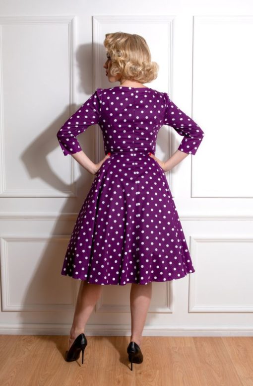 Robe swing, style années 50, violette à pois blancs manches 3/4, Hearts and Roses – Image 2