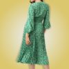 Robe style rétro plissée verte à fleurs blanches